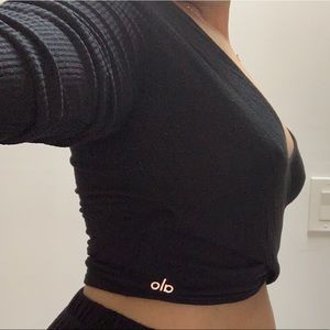 Alo yoga Wrap crop top